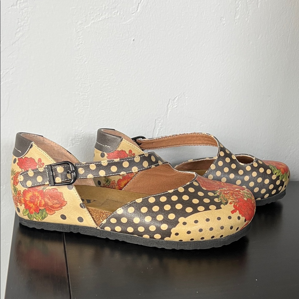 Goby Asymmetrical Strap Buckle Shoe, EU 39